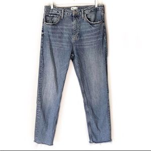 ZARA High Rise Raw Hem Fringe Ankle Factory Distressed Boyfriend Jeans S…